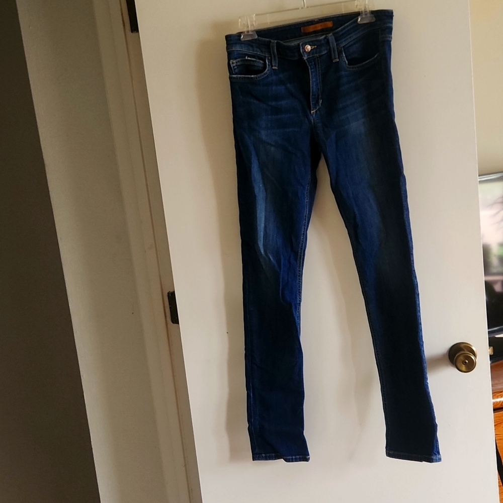 Joes mid rise skinny. Size 29